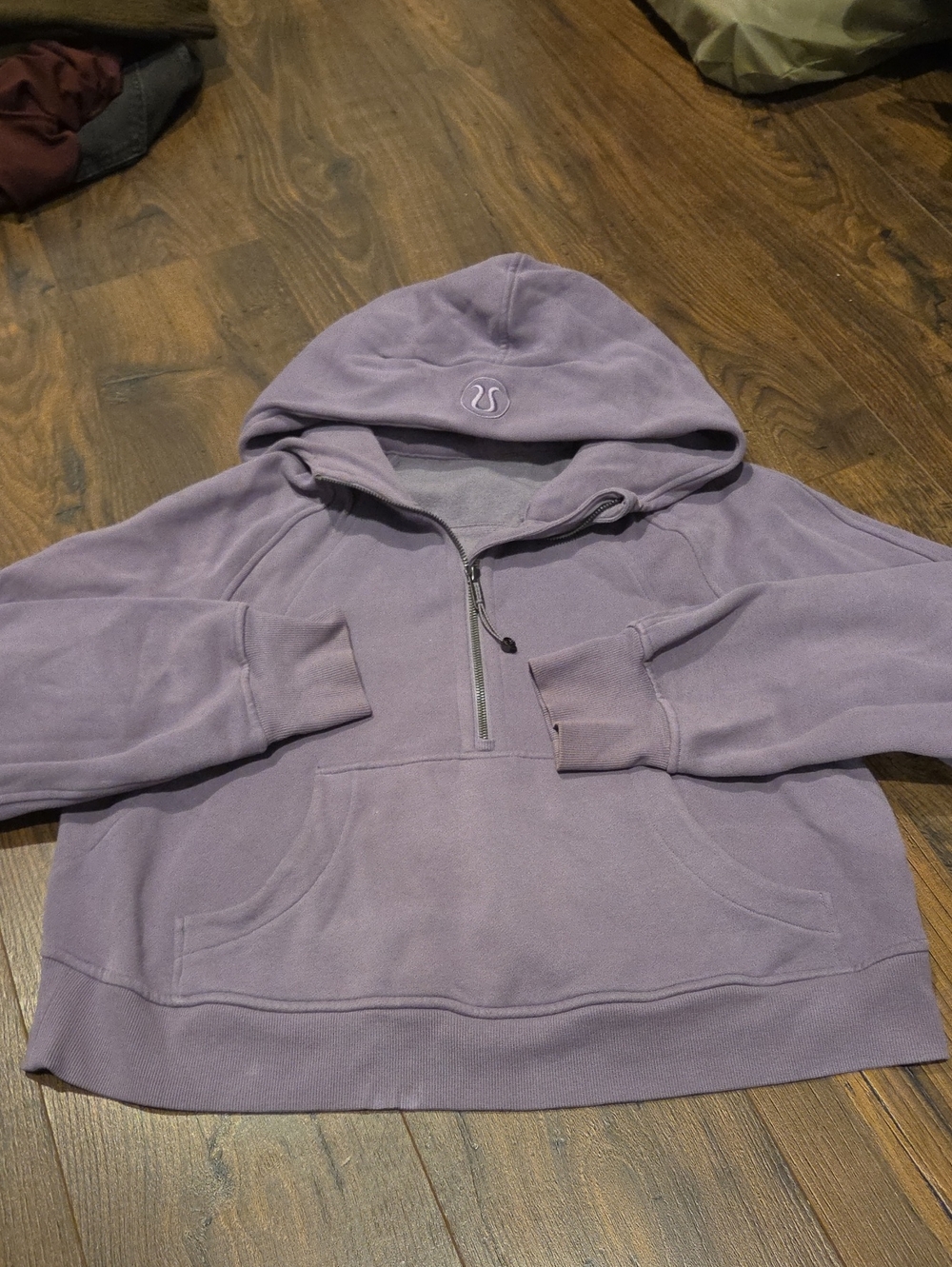 Eggplant Lululemon Cropped Scuba Sz Medium Large